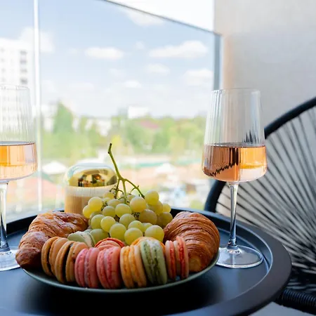 Apartamento Soni Exclusive 389 Plaza With Private Parking & Self Check-in Bucarest