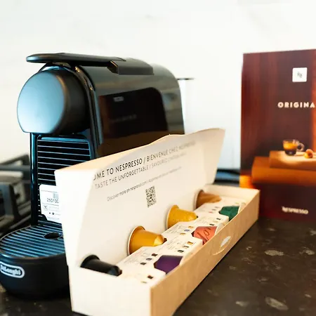 Soni Exclusive 389 Plaza With Private Parking & Self Check-in Apartment *