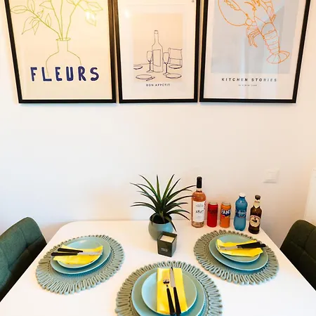 Soni Exclusive 389 Plaza With Private Parking & Self Check-in 公寓