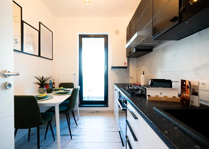 Soni Exclusive 389 Plaza With Private Parking & Self Check-in Апартаменти Бухарест