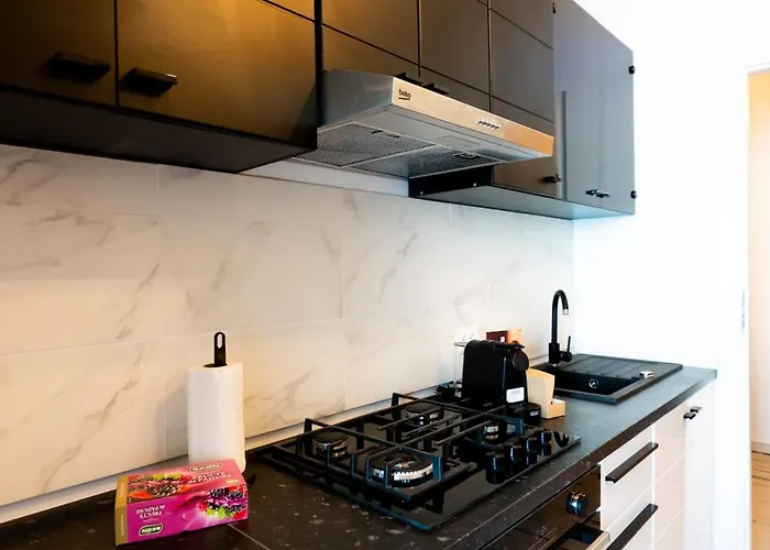 Soni Exclusive 389 Plaza With Private Parking & Self Check-in *