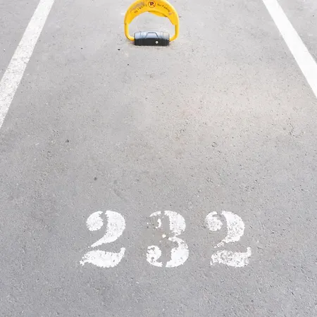 Soni Exclusive 389 Plaza With Private Parking & Self Check-in Bucarest